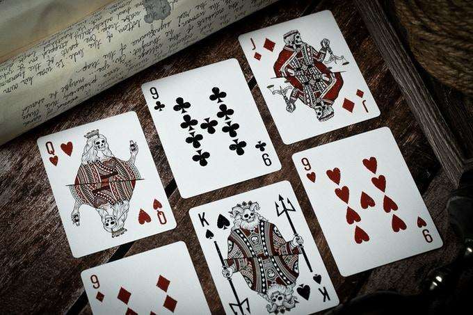 666 Silver Dark Reserve Gilded Playing Cards Cartamundi - Image 3