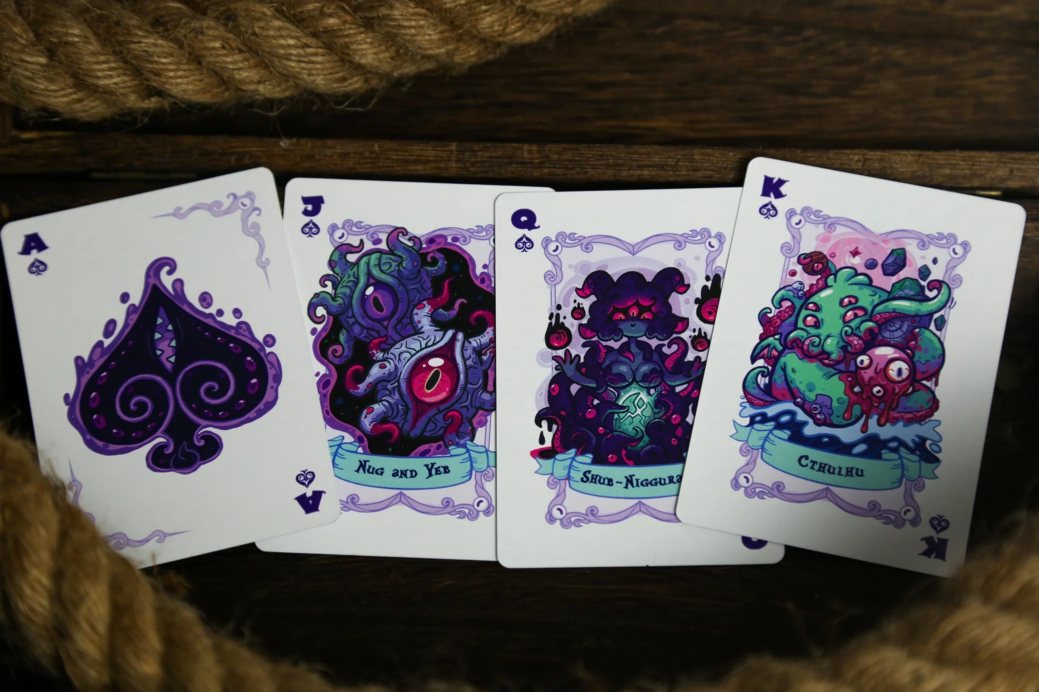 Arkham Archives Cthulhu Mythos Playing Cards - Image 4