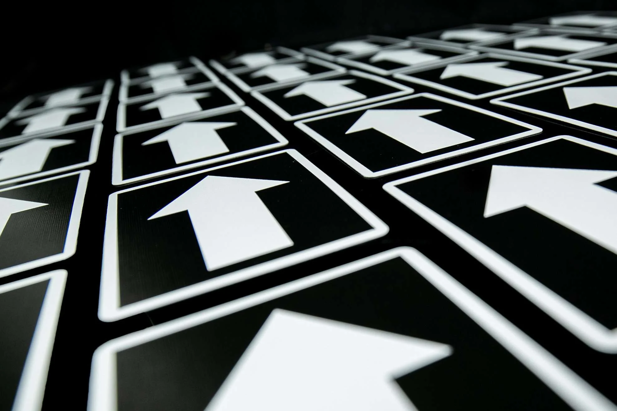 ArrowDynamix Cardistry Playing Cards USPCC - Image 3