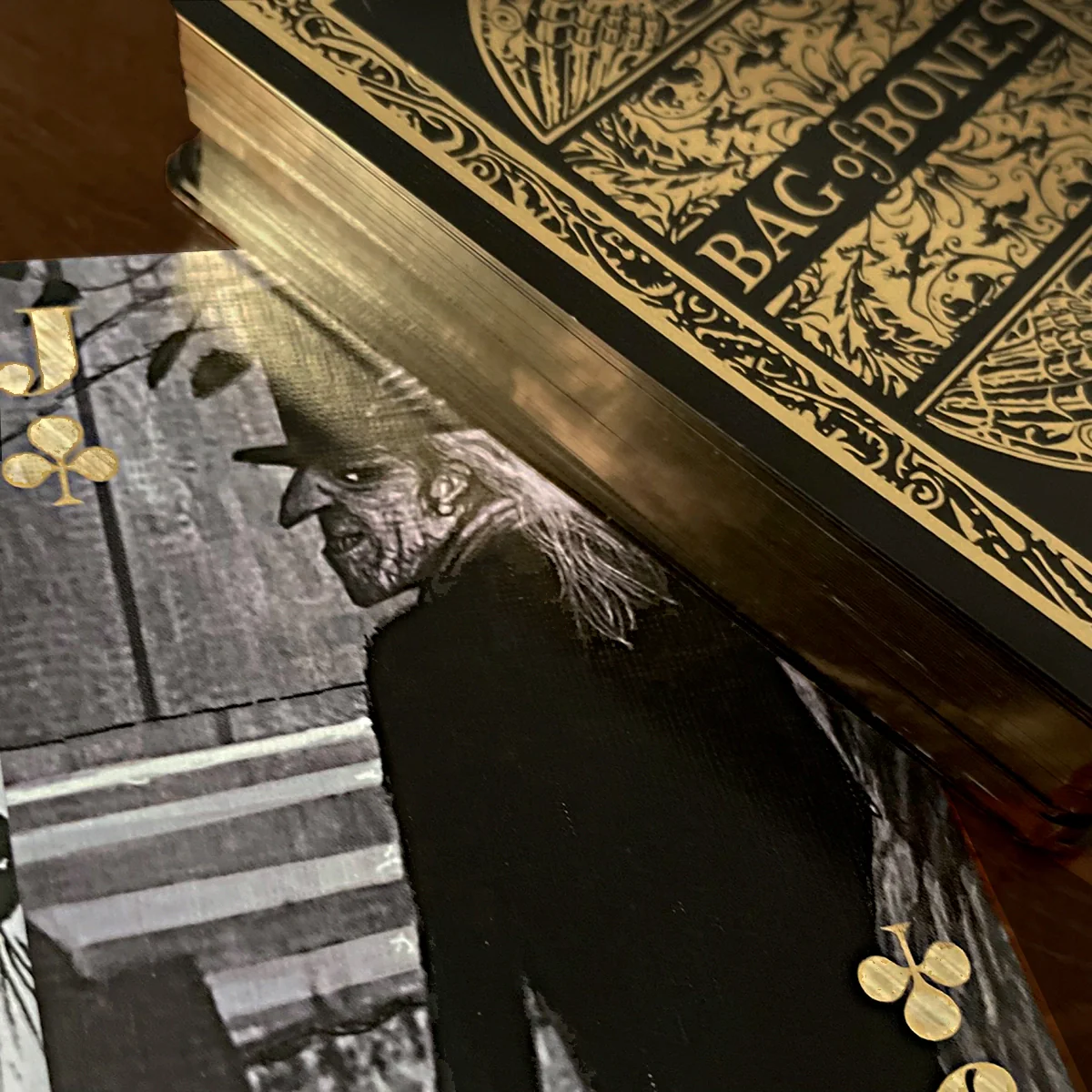 Bag of Bones Playing Cards - Premium Gold Edition - Image 4