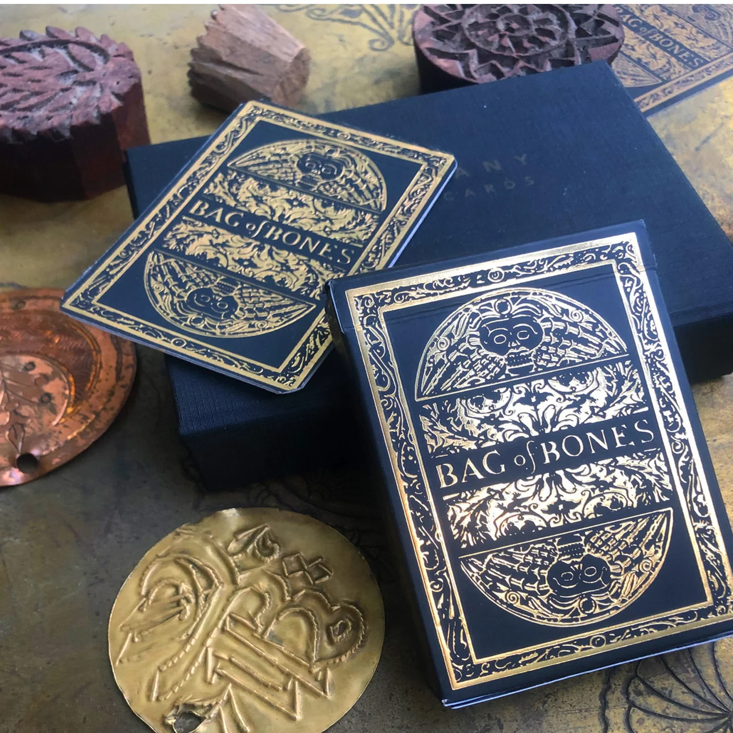 Bag of Bones Playing Cards - Premium Gold Edition - Image 8