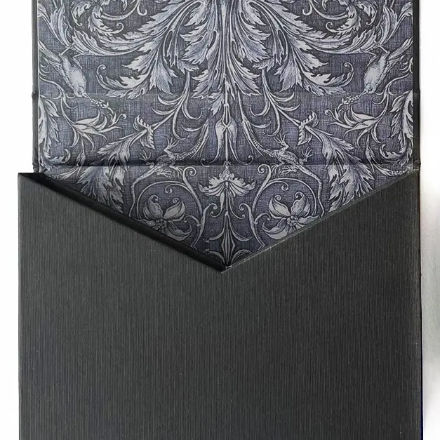 Bag of Bones Playing Cards - Premium Gold & Silver Edition w/Double Deck Box Set - Image 3
