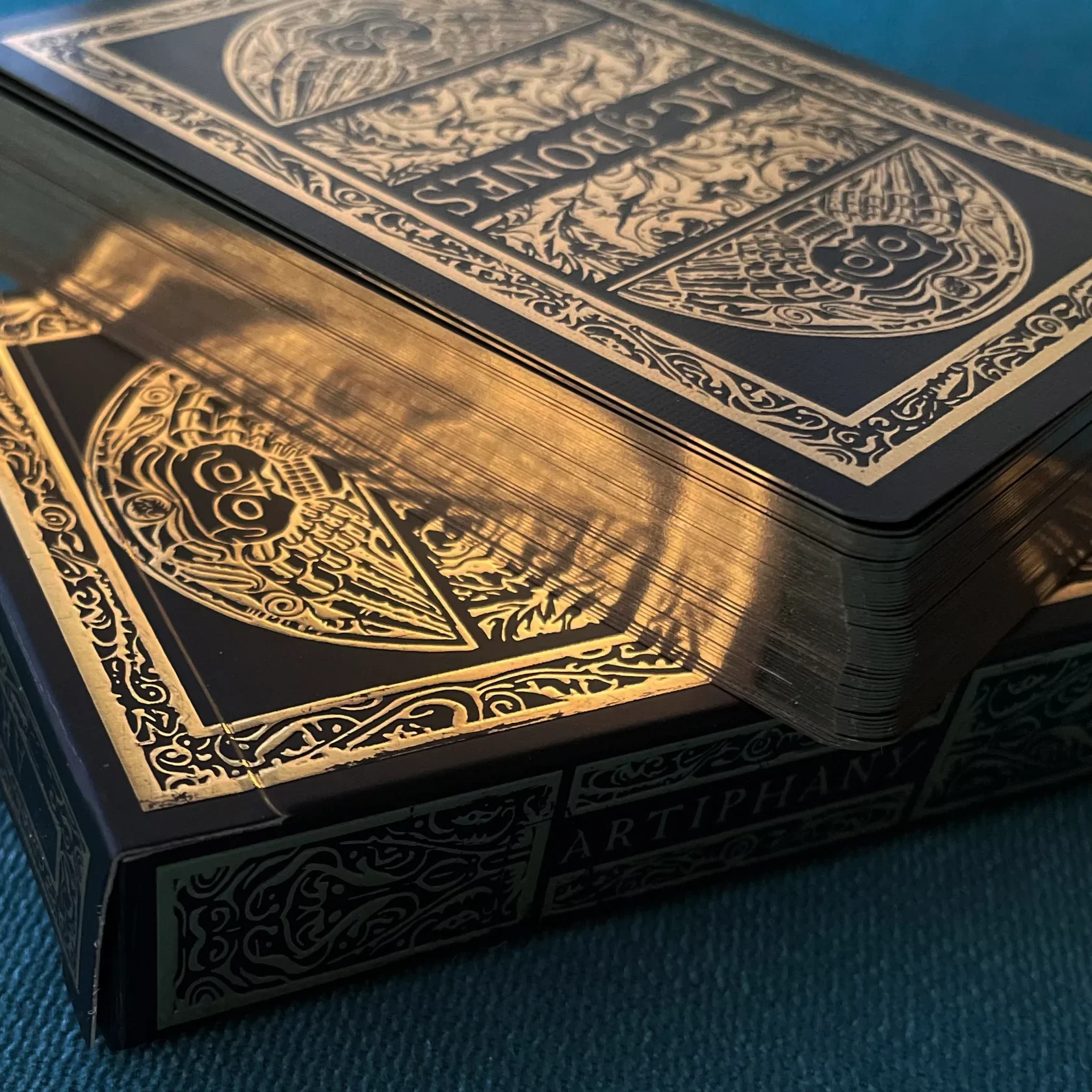 Bag of Bones Playing Cards - Premium Gold & Silver Edition w/Double Deck Box Set - Image 4