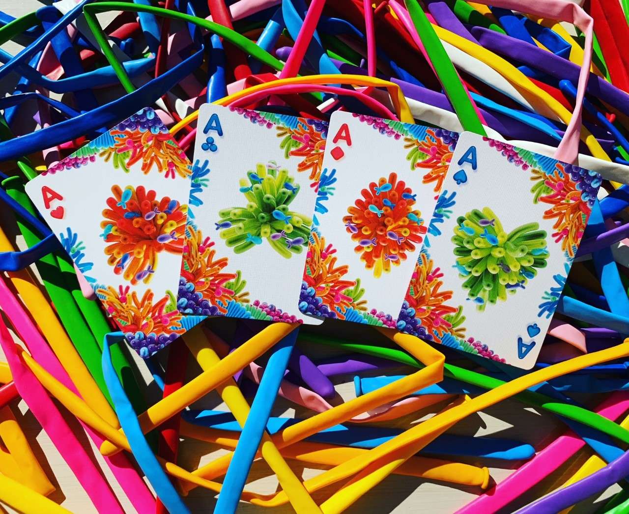 Balloon Ocean (No Seal) Bicycle Playing Cards - Image 8