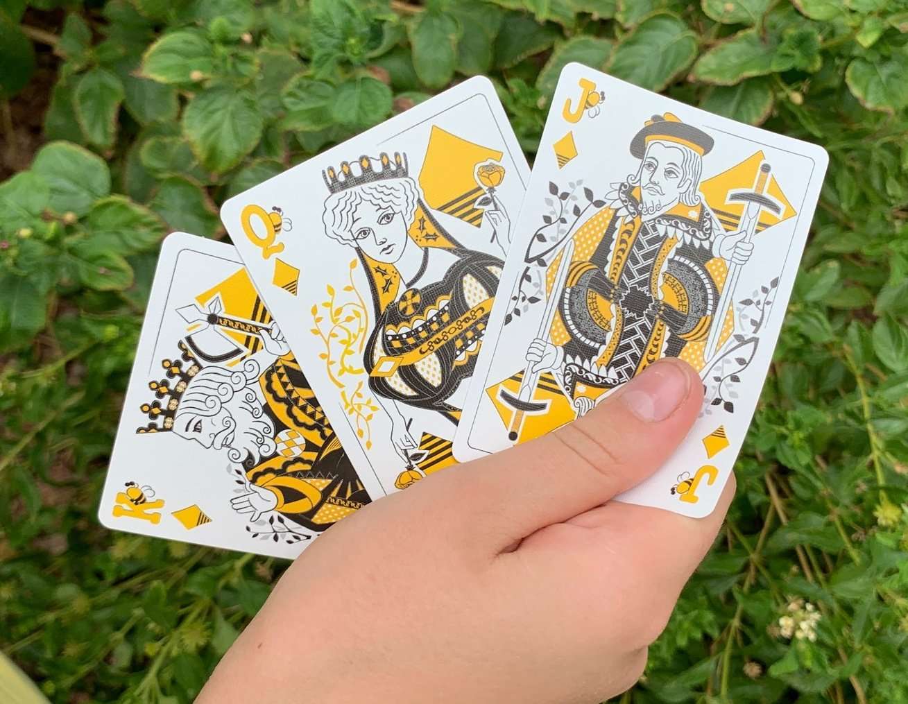 Beekeeper Gilded Bicycle Playing Cards - Image 9
