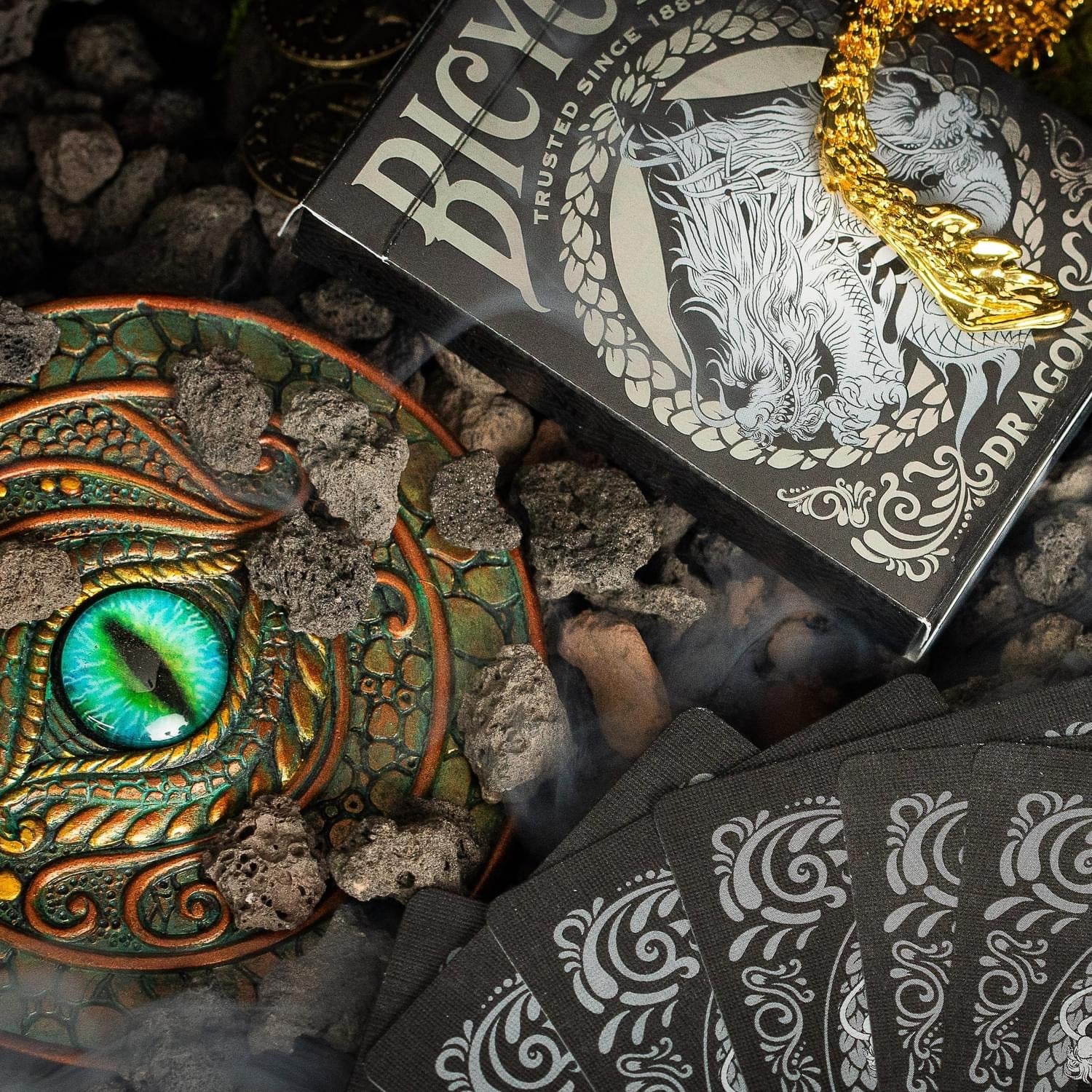 Bicycle Dragon 2024 Bundle - Tap Into the Courage and Confidence of the Dragon - Image 6