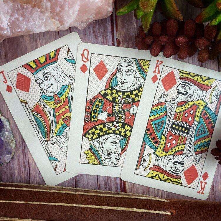Broken Crowns Playing Cards USPCC - Image 8