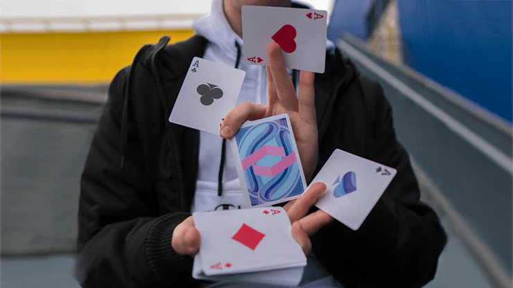 Bubble Gum AEY Catcher Playing Cards Cartamundi - Image 2