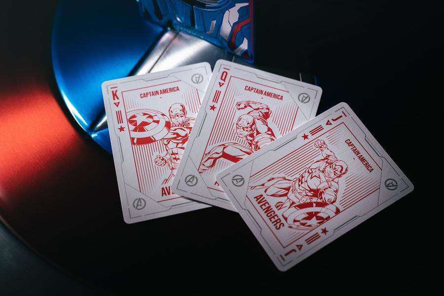 Captain America Deluxe Playing Cards USPCC - Image 7