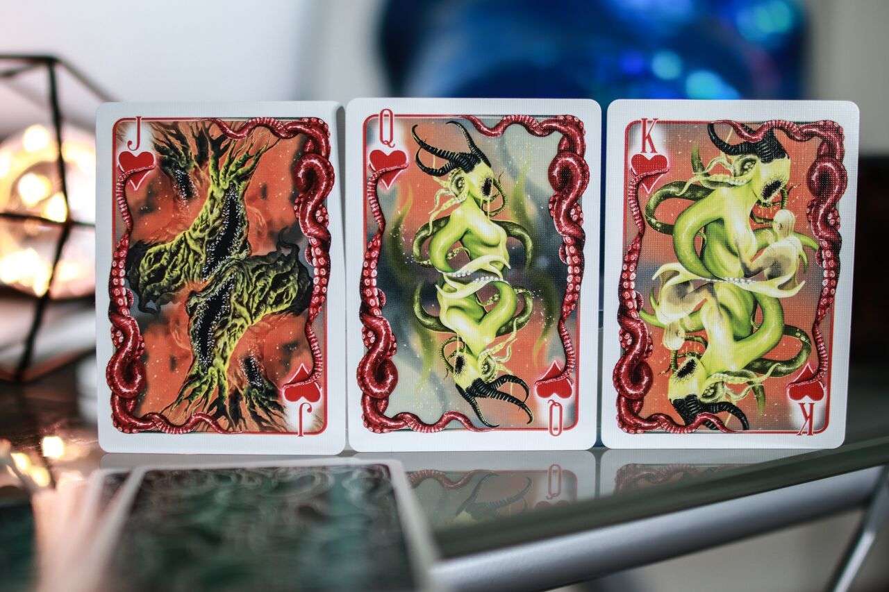 Cthulhu Cardnomicon Bicycle Playing Cards - Image 7