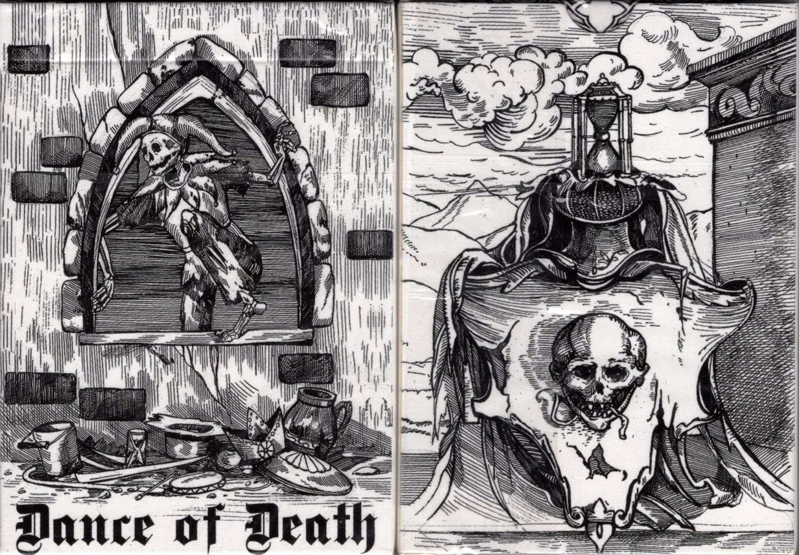 Dance of Death v2 Playing Cards Cartamundi