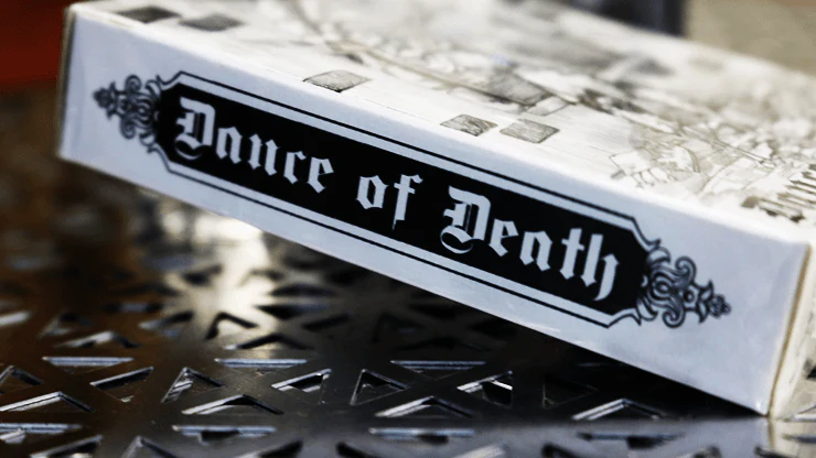 Dance of Death v3 Playing Cards Cartamundi - Image 3