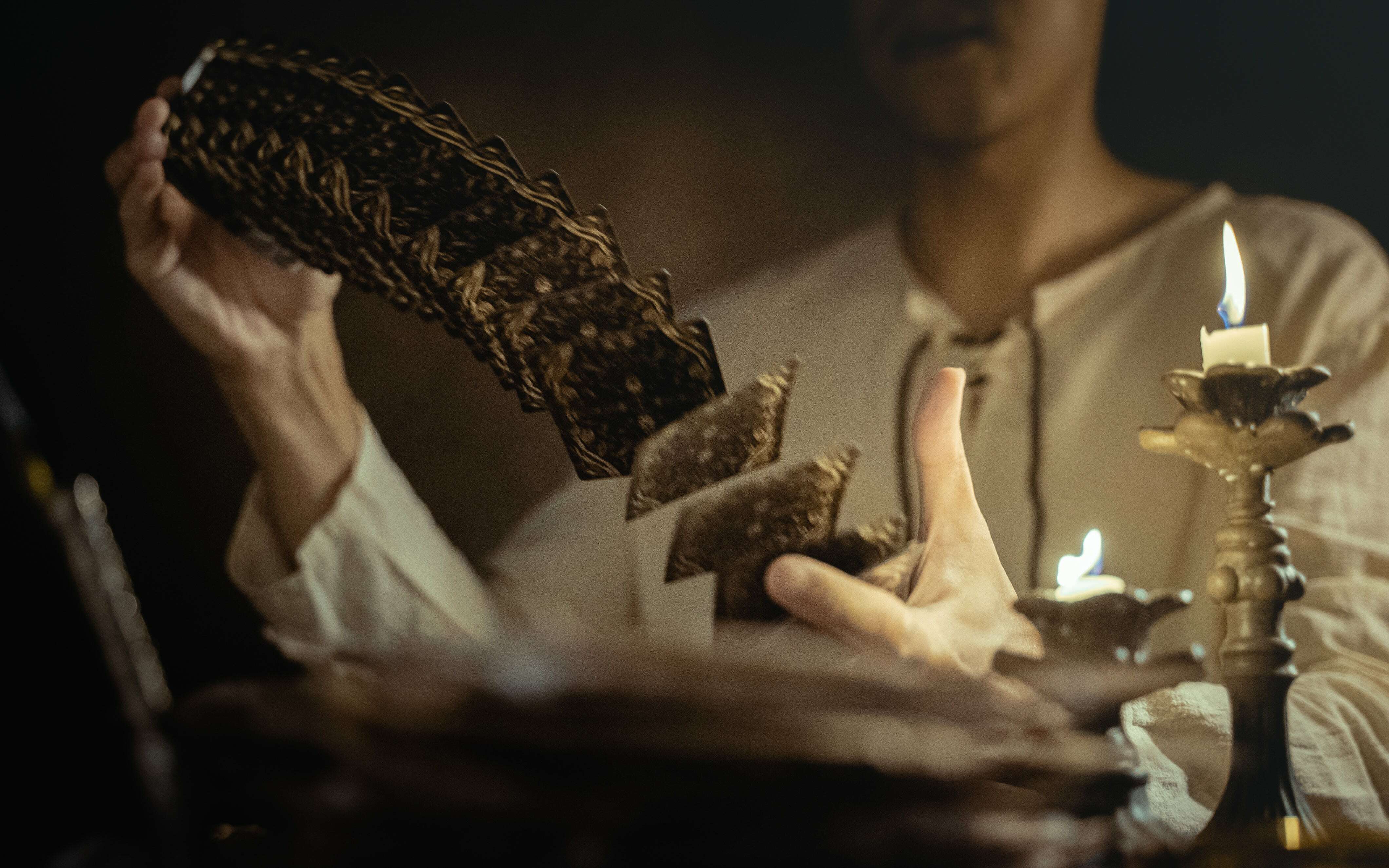 Demon Gigantic Playing Cards - Image 5