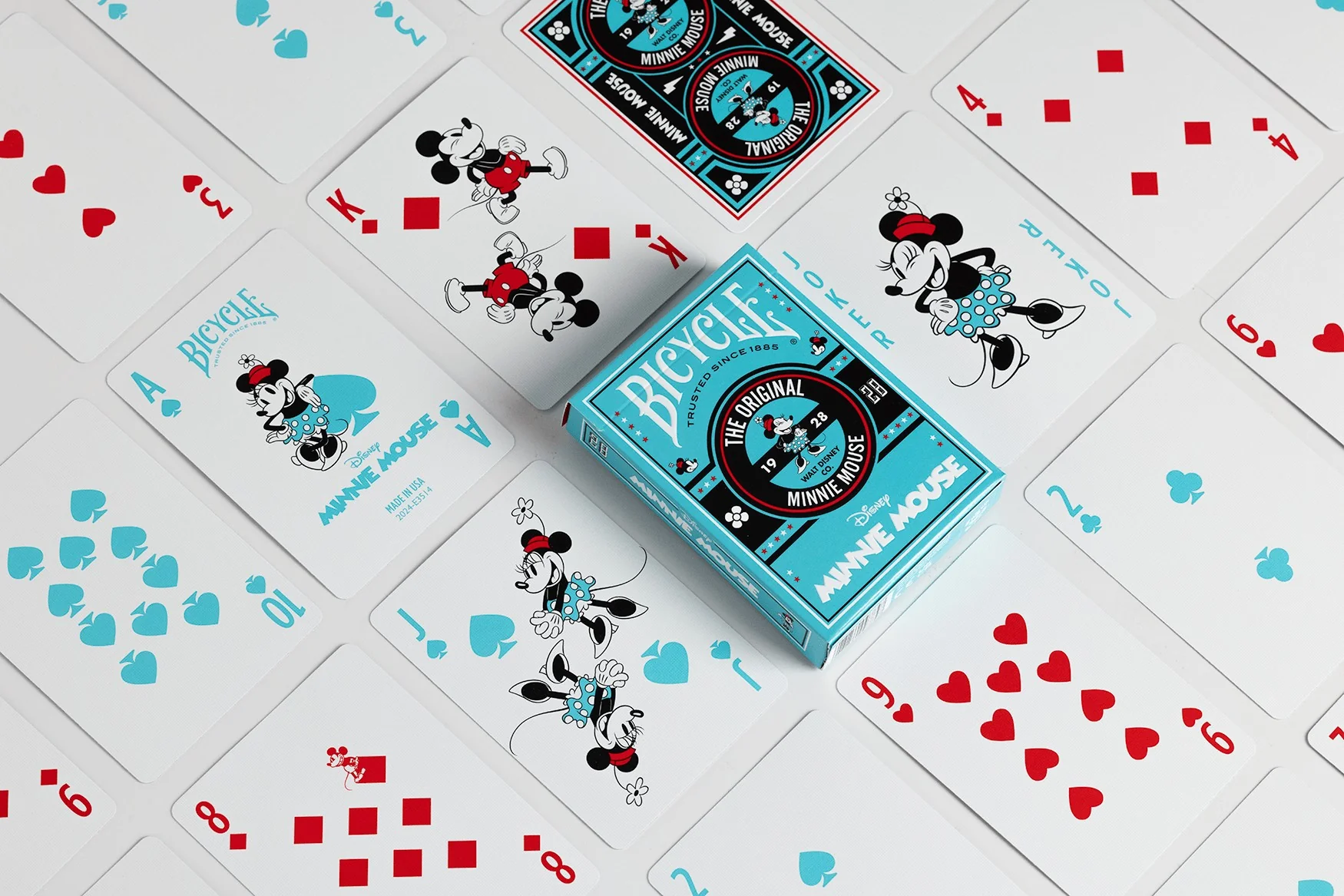 Disney Classic Minnie Mouse Playing Cards by Bicycle – Timeless Charm - Image 3