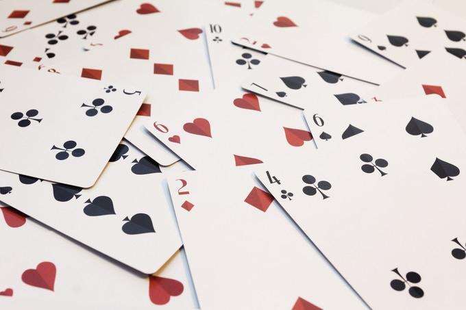 Essentia Playing Cards LPCC - Image 3