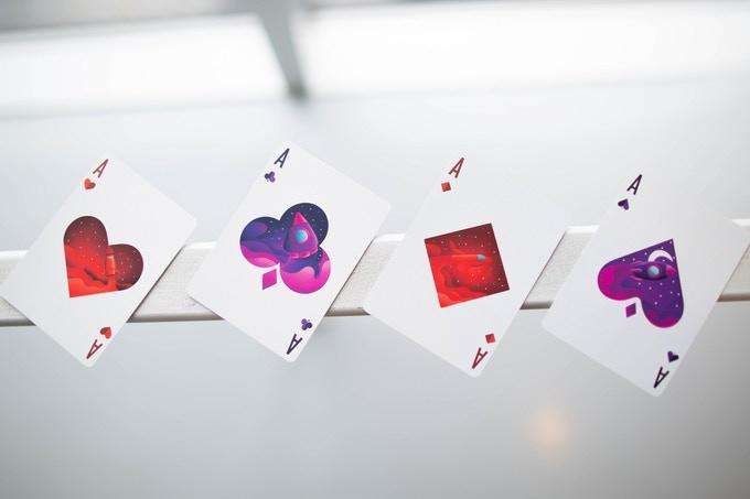 Explorer Gilded Playing Cards USPCC - Image 3