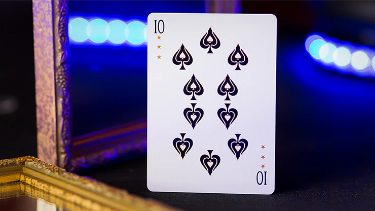 Falcon Throwing Playing Cards USPCC - Image 2