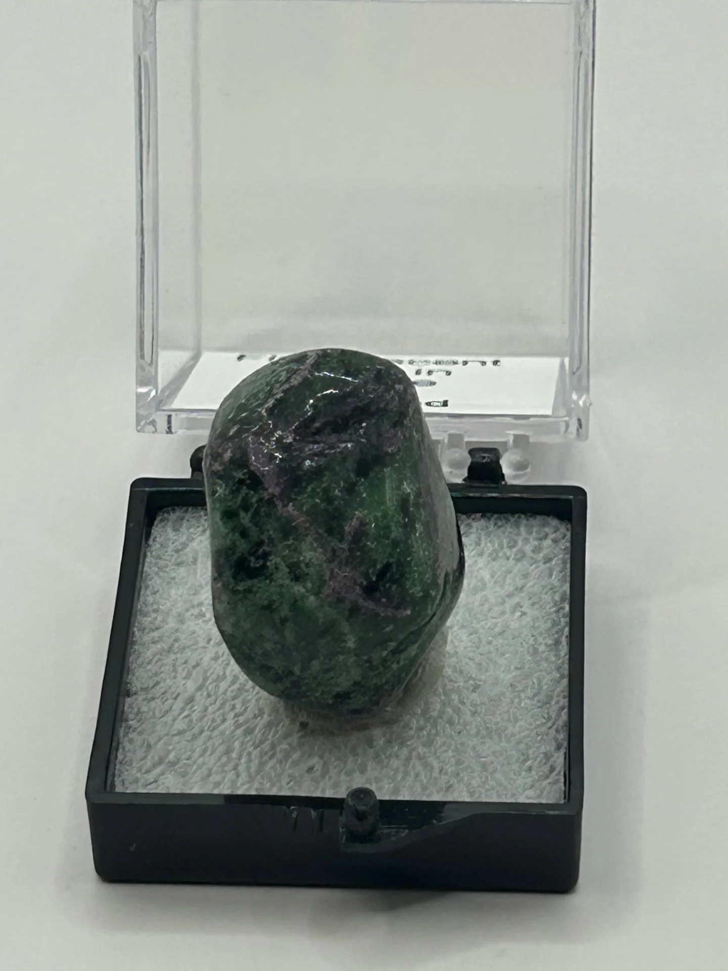 Fluorescent Ruby in Zoisite - Image 4
