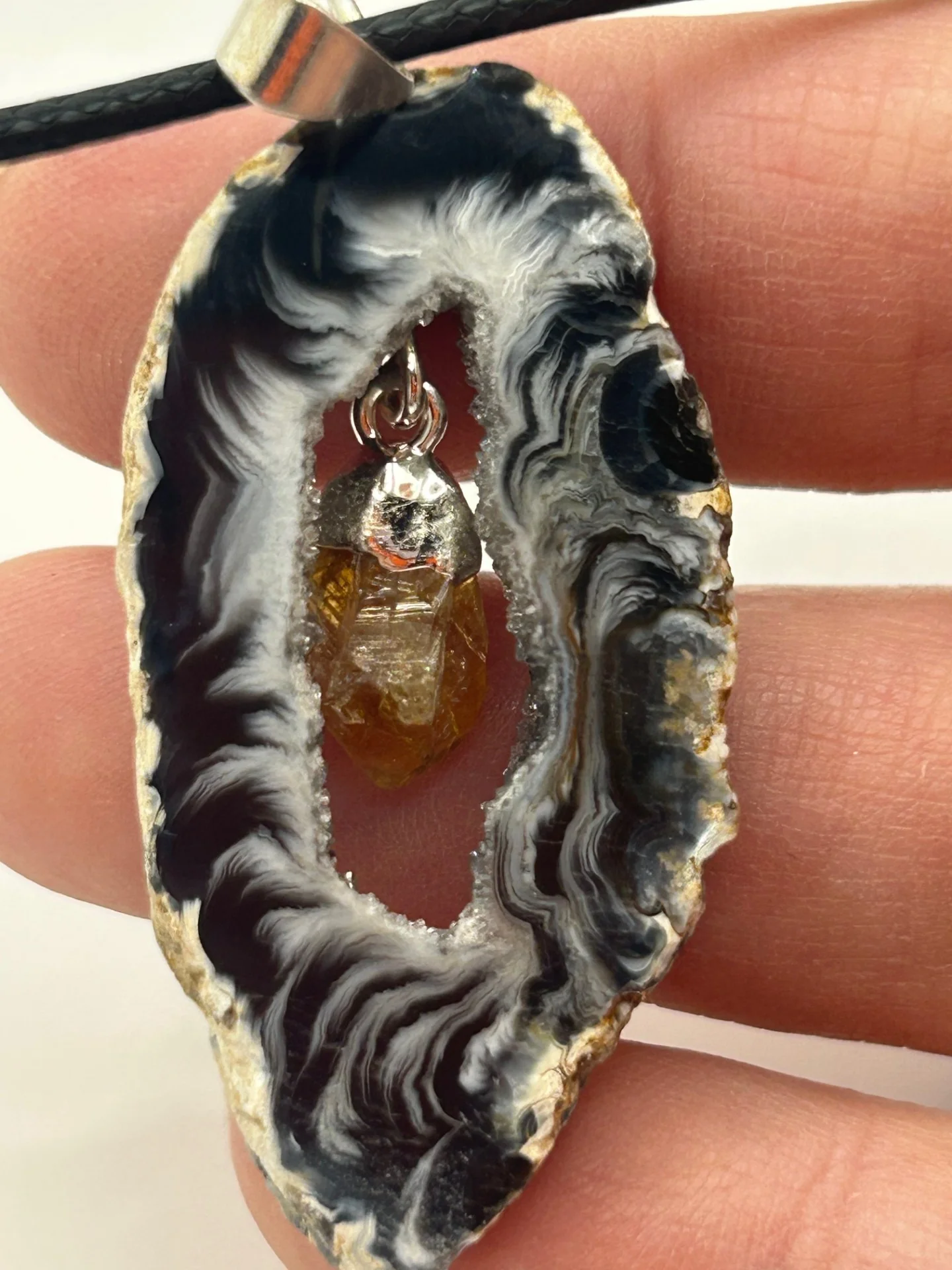 Geode Agate Necklace with Citrine - Image 4
