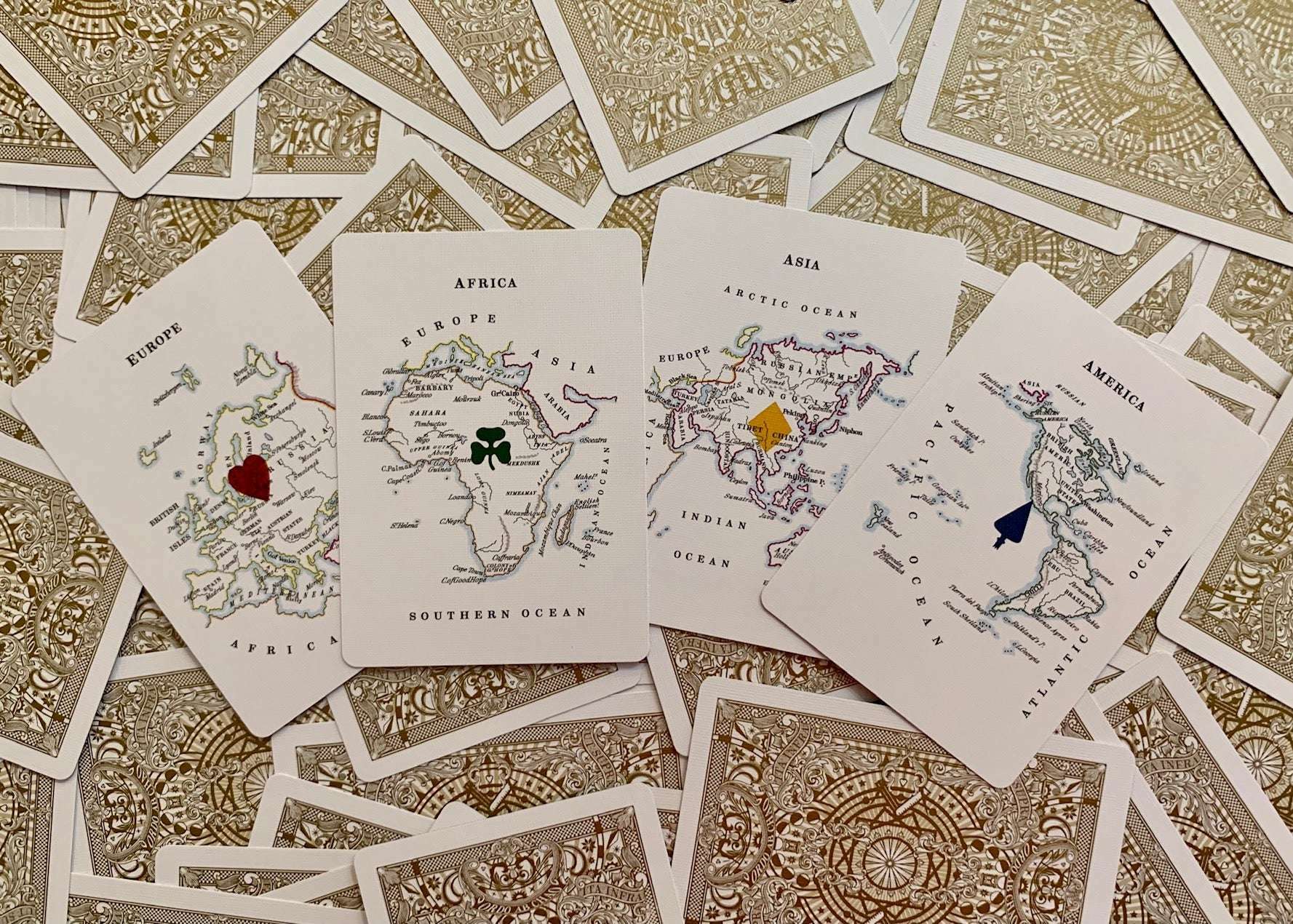 Geographical Gilded Playing Cards USPCC - Image 5