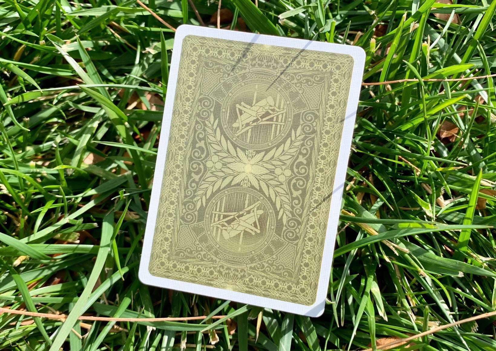 Grasshopper Gilded Bicycle Playing Cards - Image 7