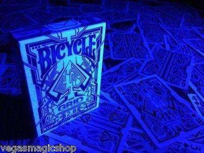 Grid 2.0 Original UV Glow Bicycle Playing Cards - Image 8