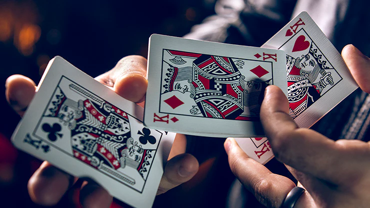 Hannya v2 Playing Cards Cartamundi - Image 2