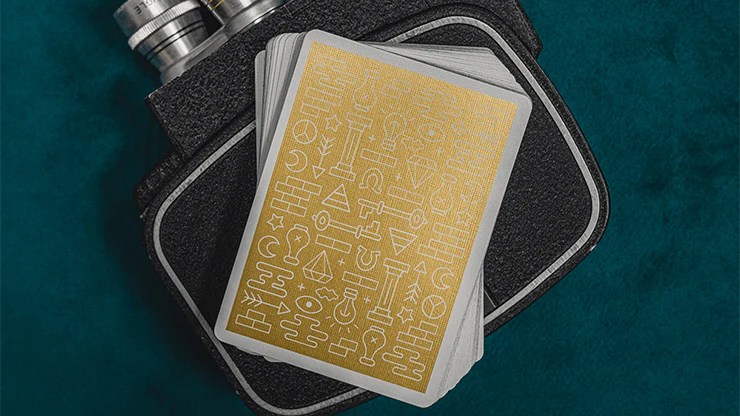 Icon Gold Playing Cards USPCC - Image 2