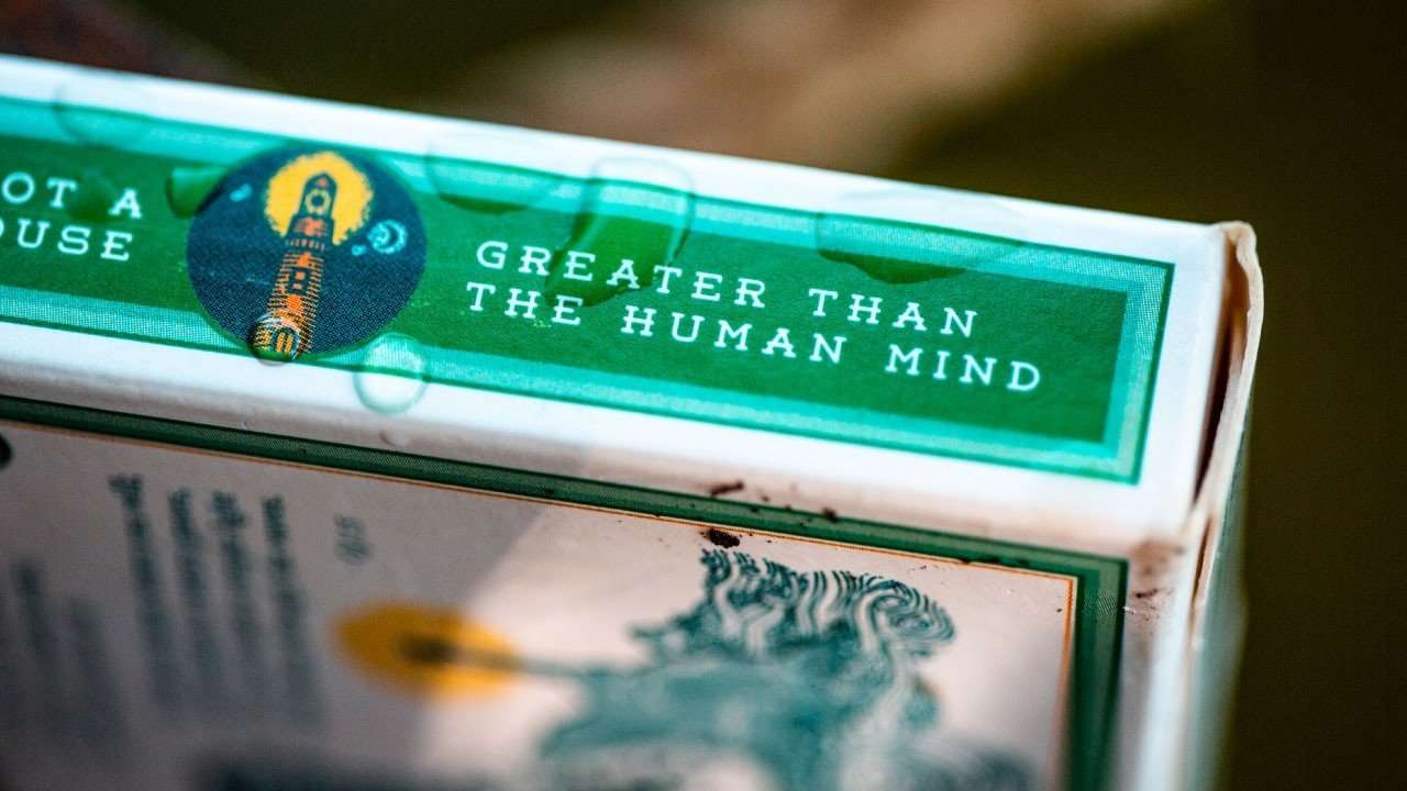 Keepers Sea Green Playing Cards Cartamundi - Image 6