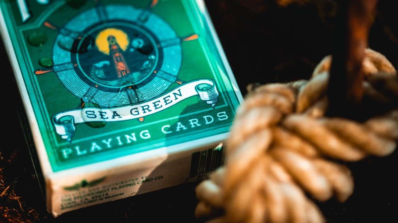 Keepers Sea Green Playing Cards Cartamundi - Image 7