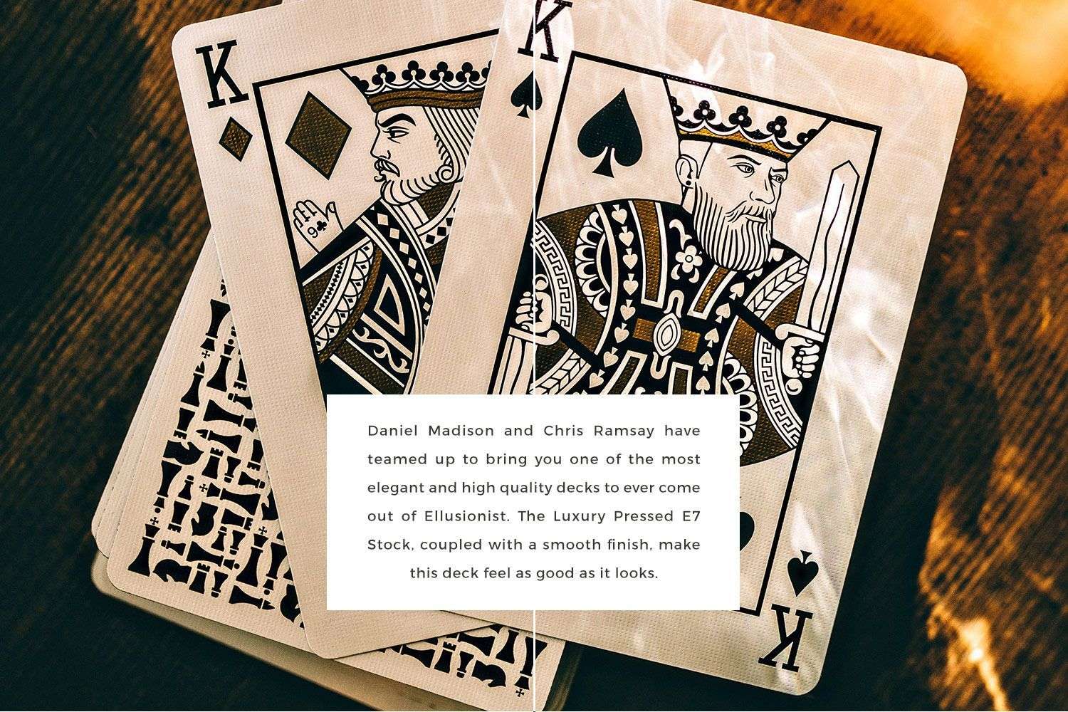 Knights Gold v2 Playing Cards Cartamundi - Image 5