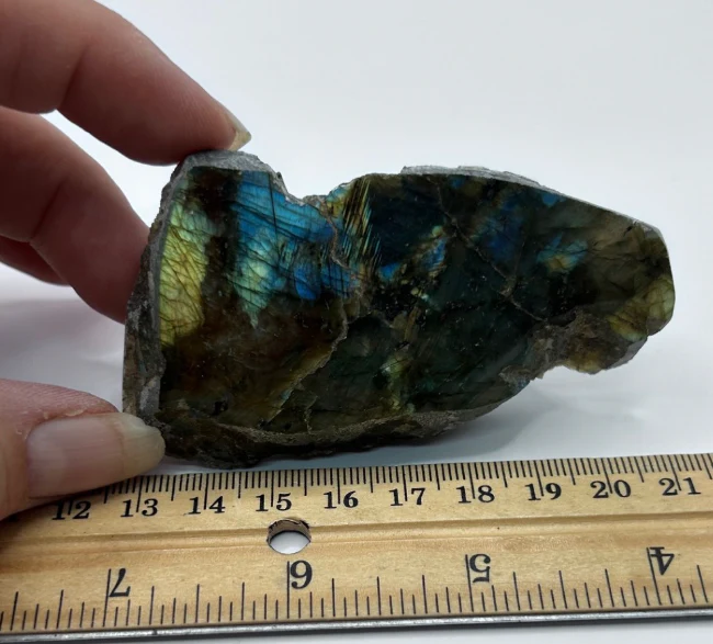 Labradorite Stone - Image 2