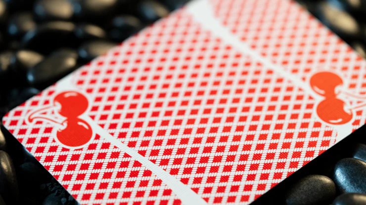 Limited Bee X Cherry Casino Red – A Historic Collaboration in Playing Card Design - Image 3
