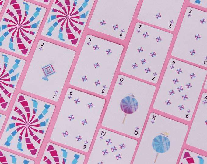 Lollipop Gilded Playing Cards Cartamundi - Image 3