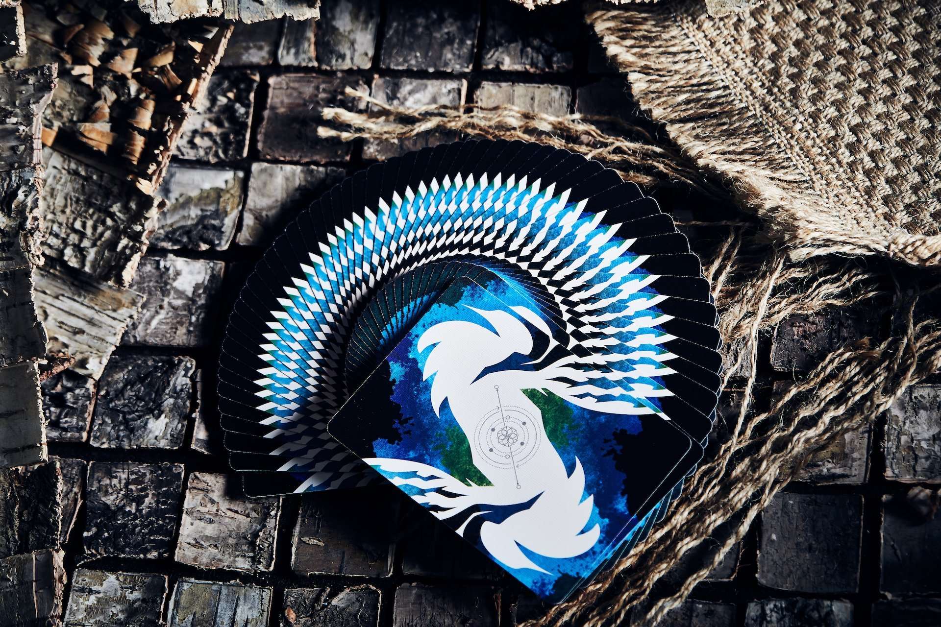 Lonely Wolf Playing Cards USPCC - Image 4