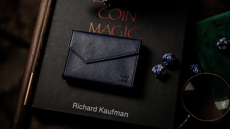 Luxury Leather Playing Card Carrier - Image 4