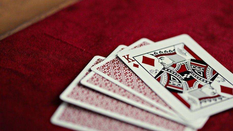 Madison Dealers Red Playing Cards USPCC ellusionist - Image 10