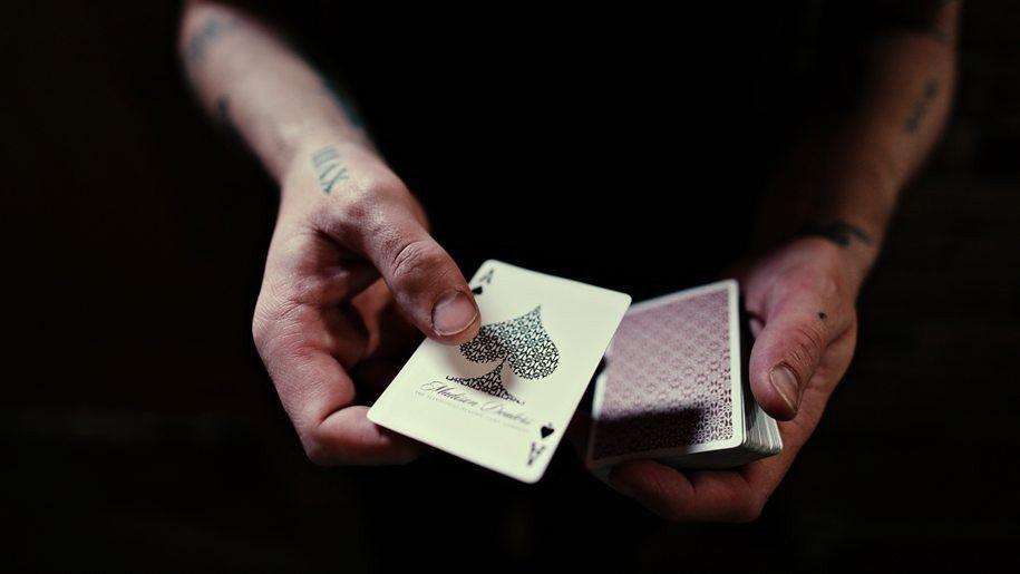 Madison Dealers Red Playing Cards USPCC ellusionist - Image 4