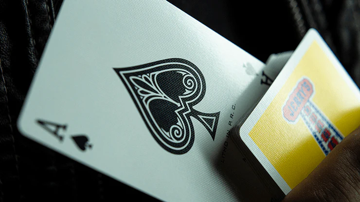 Modern Feel Jerry's Nugget Yellow Playing Cards USPCC - Image 3