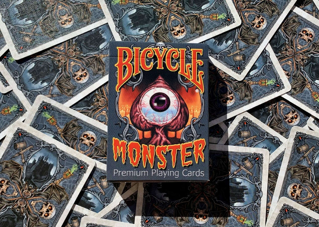 Monster v2 Gilded Bicycle Playing Cards - Image 3