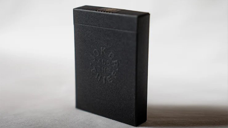No Borders Edition 2 Crown Back BLUE Playing Cards by Joker and the Thief - Image 2