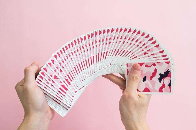POP CAMO Pink Gilded Playing Cards USPCC - Image 7