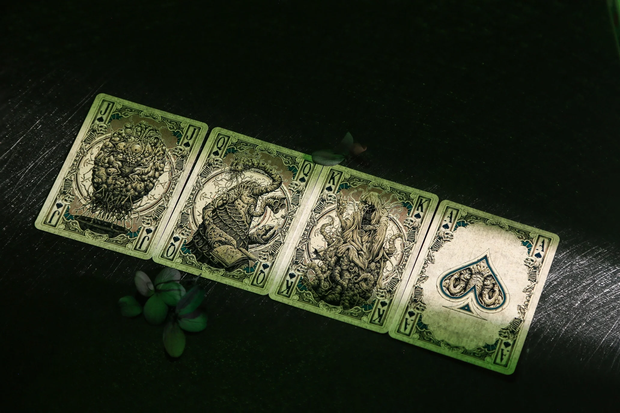 Reflections On the Wall Cthulhu Mythos Playing Cards - Image 3