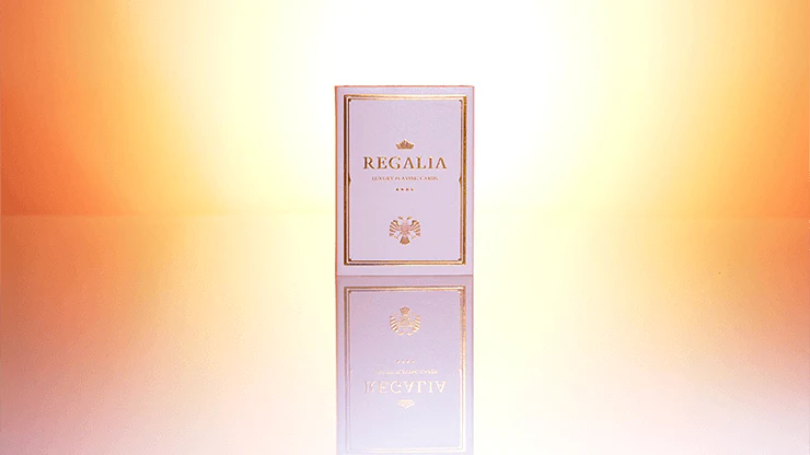 Regalia White Gold Luxury Playing Cards Cartamundi - Image 7