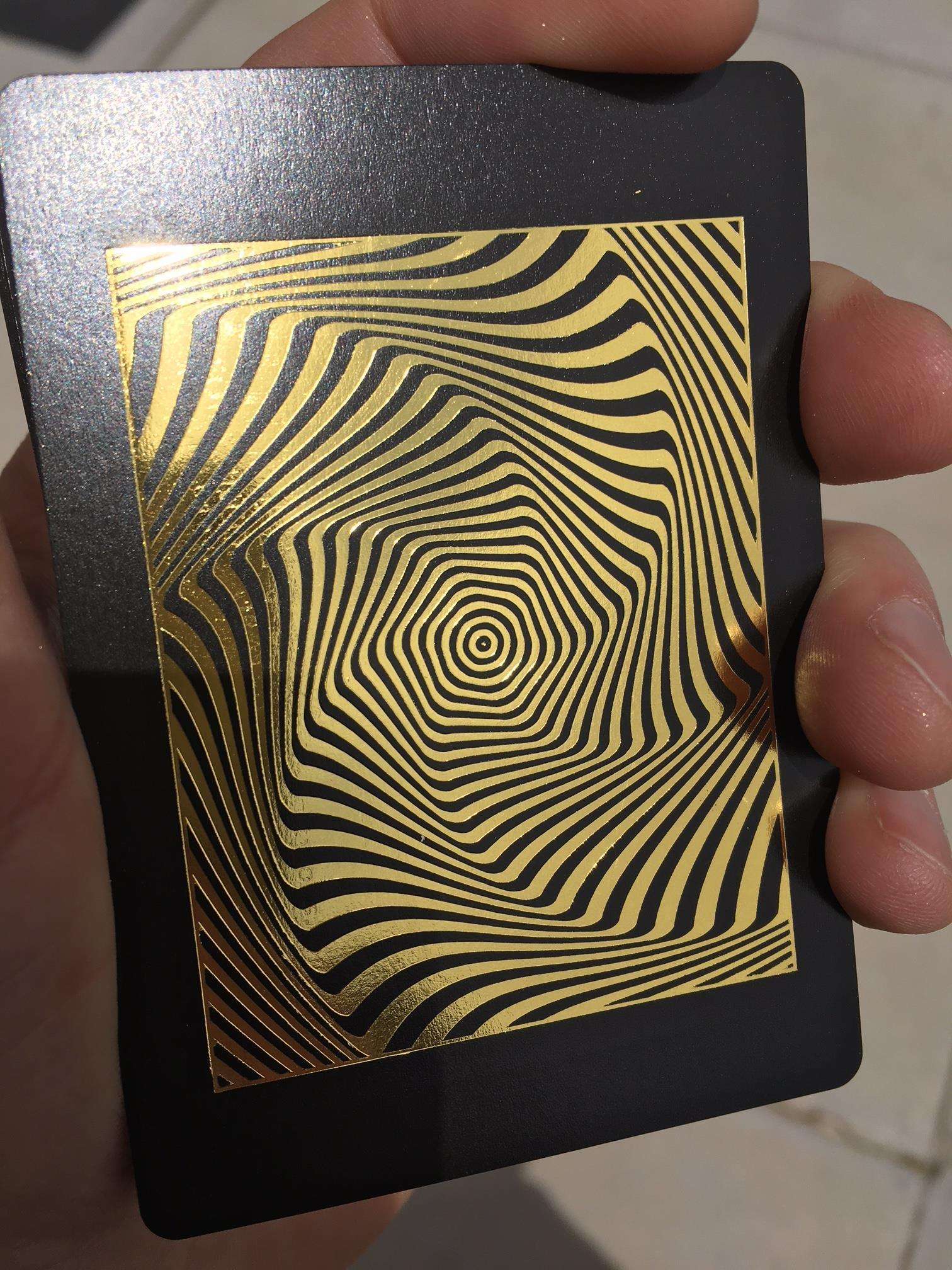 Royal Vortex Gold Foil Playing Cards Gemaco - Image 4