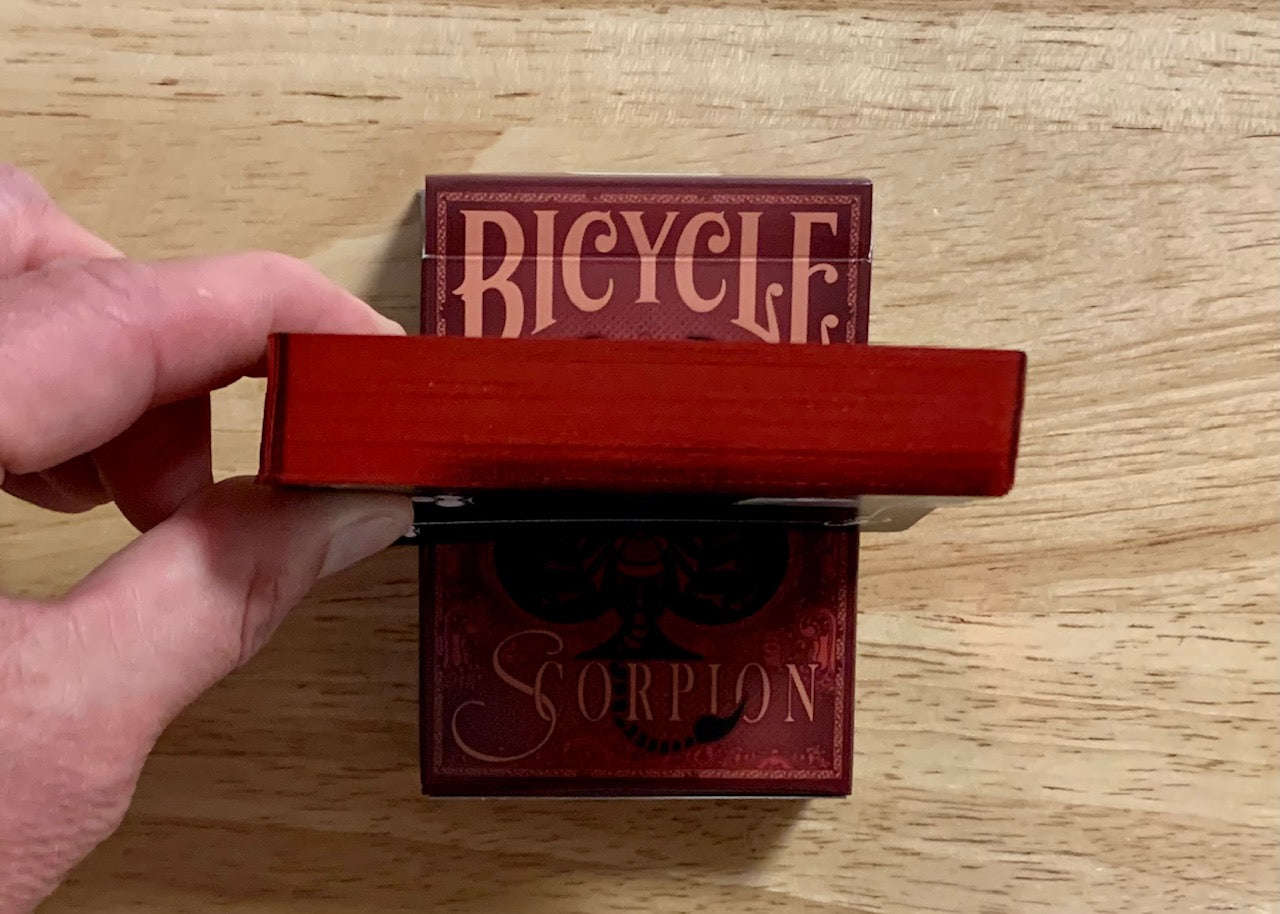 Scorpion Gilded Bicycle Playing Cards - Image 5