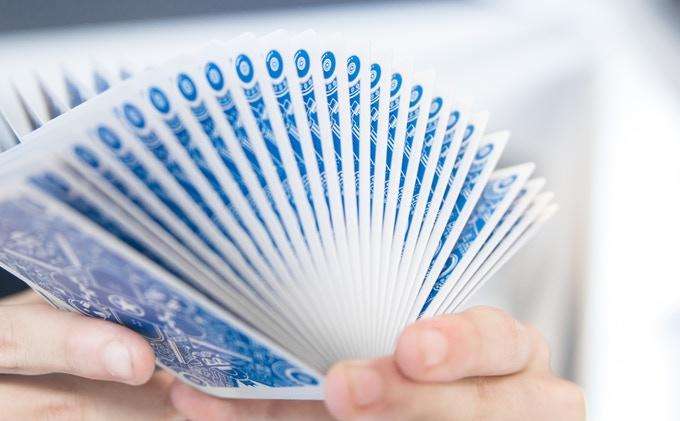 Skateboard v1 Playing Cards USPCC - Image 9