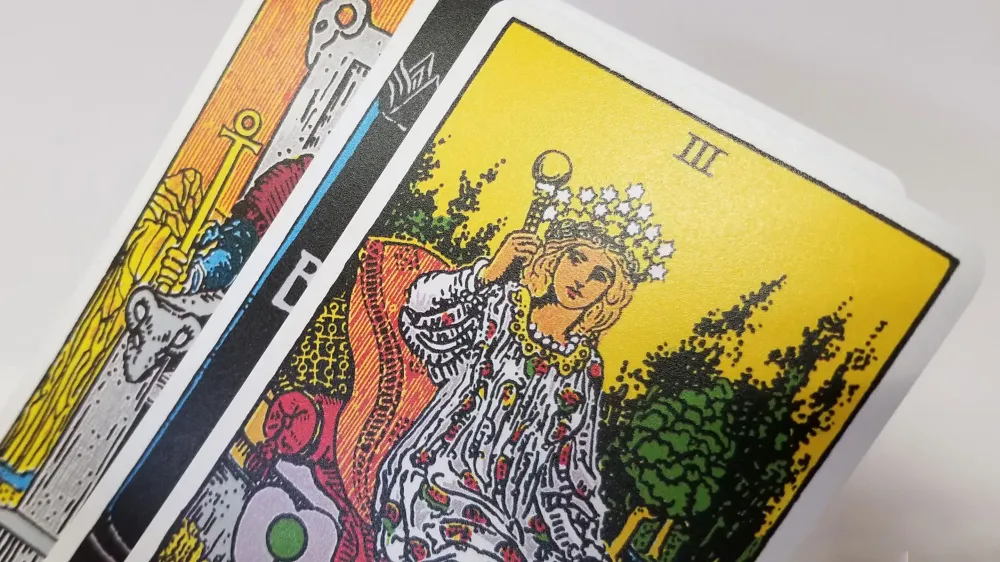 The 100% Plastic Rider Tarot Deck® - Image 5
