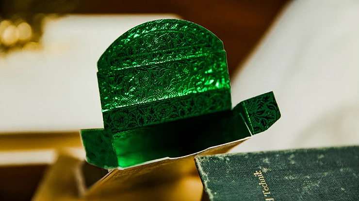 The Kingdoms Green Playing Cards USPCC - Image 3