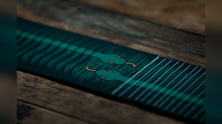 The Serpent Green Playing Cards Cartamundi - Image 3
